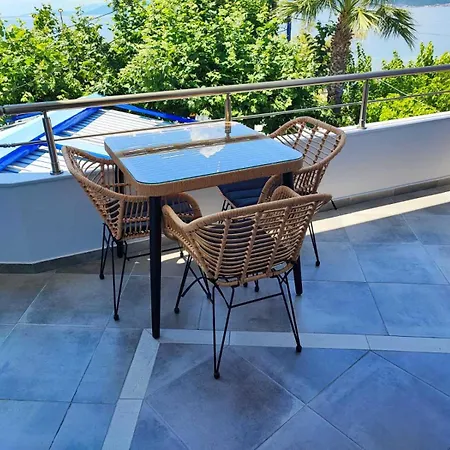 αdonis Agiokampos (Evia)