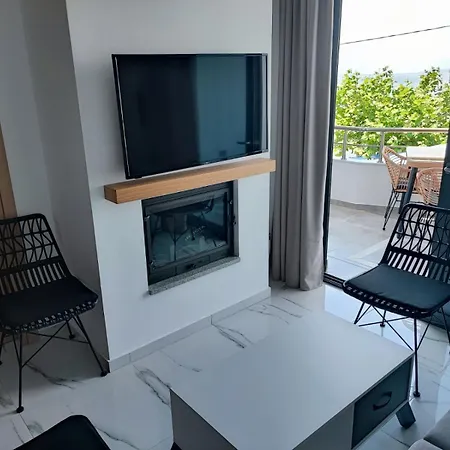 αdonis Agiokampos (Evia)