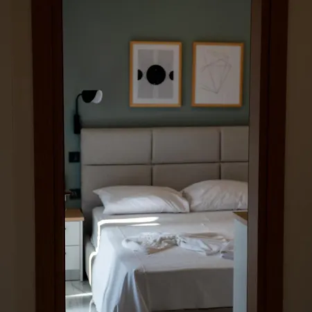 αdonis Agiokampos (Evia)