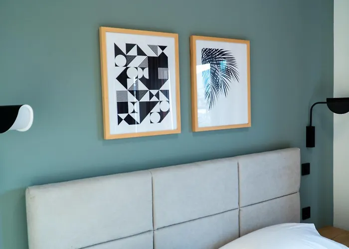 αdonis Appartement *